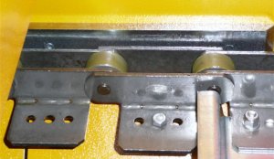 Chain-Driven Conveyor - Chain