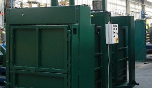 Vertical Semi-Automatic Balers
