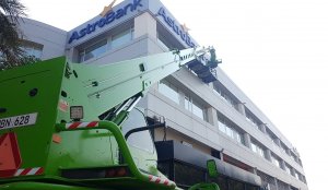 Windows & Facades Cleaning